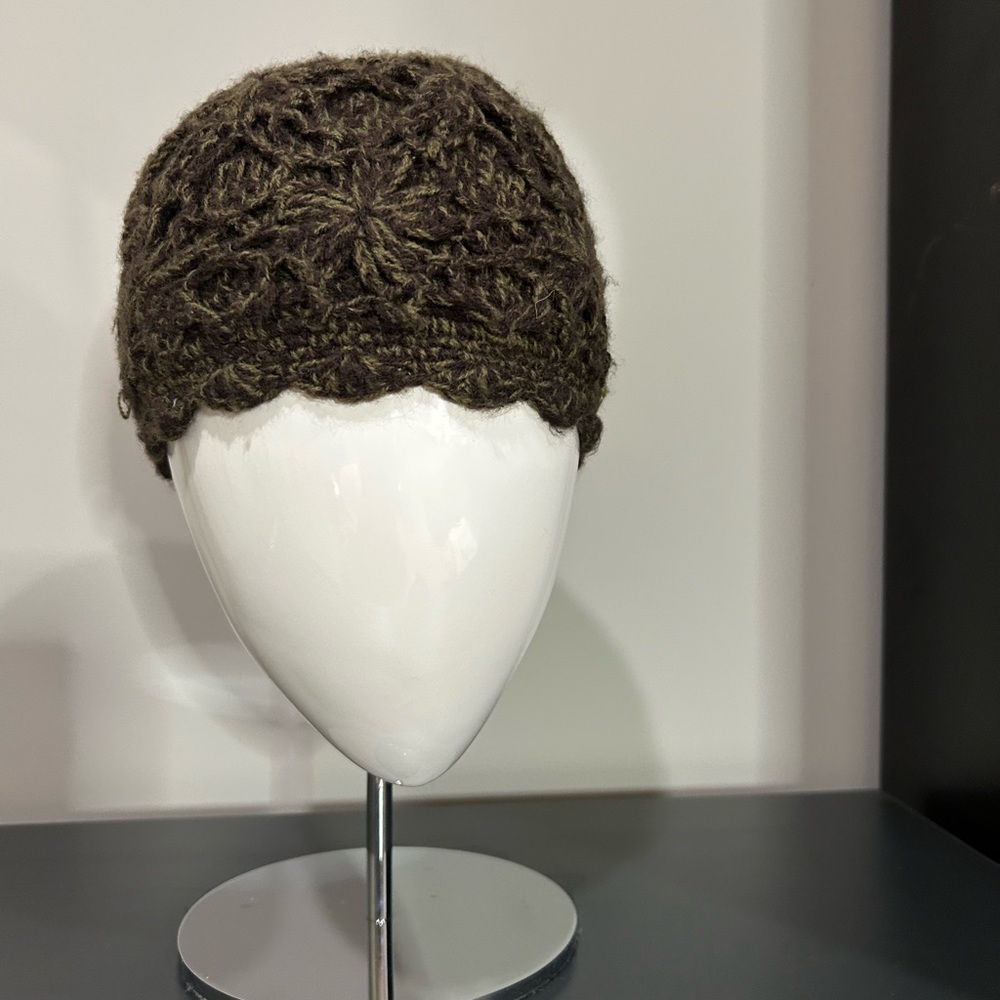 Elegant Brown Knit Beanie by Dakine